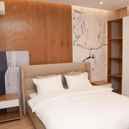 J&d Guest house Korce